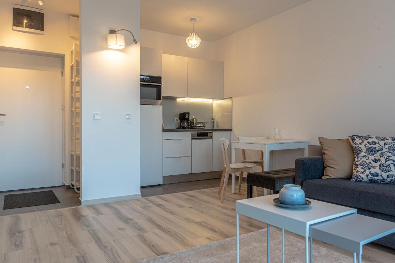 Dob36 Apartment With Free Private Parking And Balcony Budapeste Exterior foto