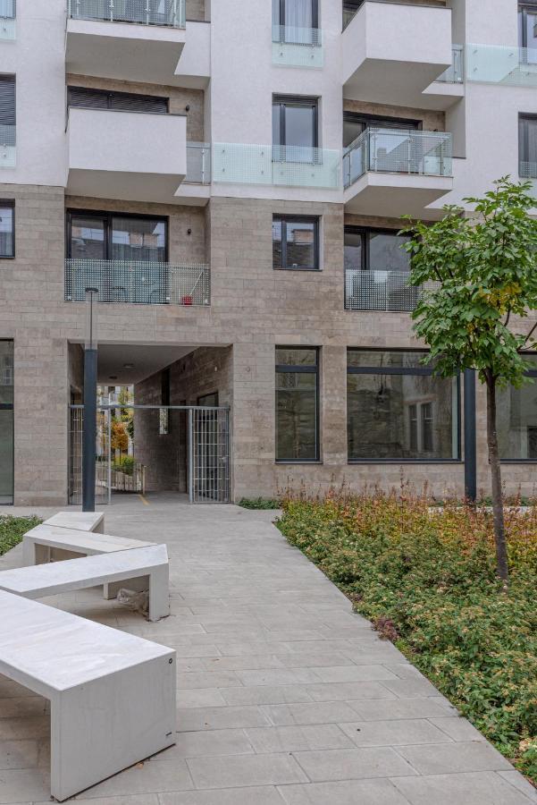 Dob36 Apartment With Free Private Parking And Balcony Budapeste Exterior foto