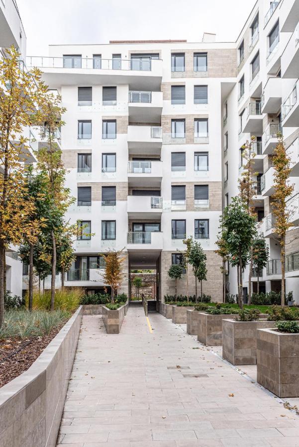 Dob36 Apartment With Free Private Parking And Balcony Budapeste Exterior foto