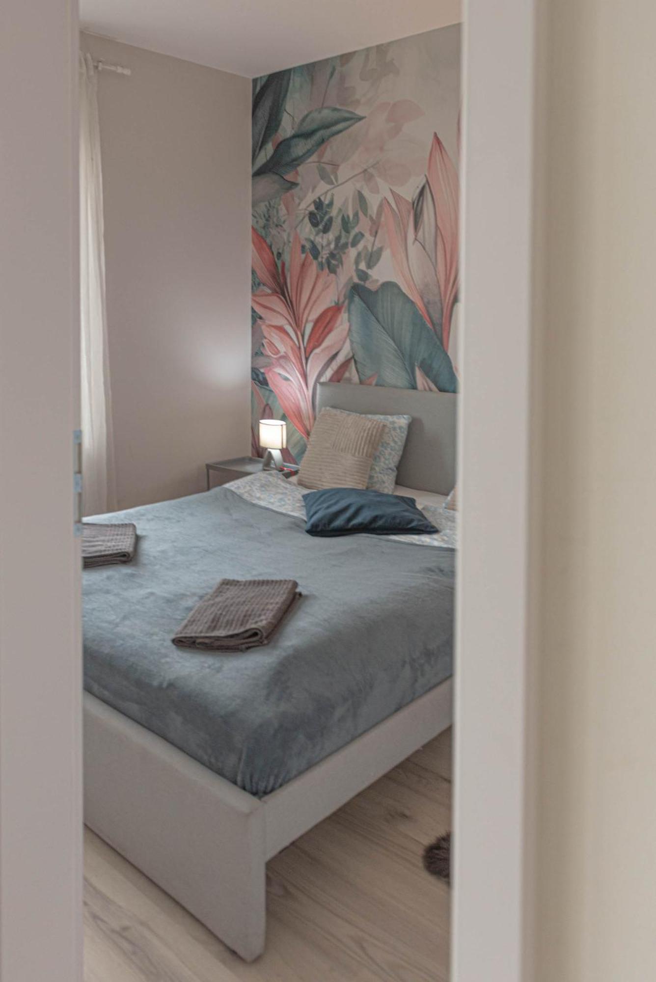 Dob36 Apartment With Free Private Parking And Balcony Budapeste Exterior foto